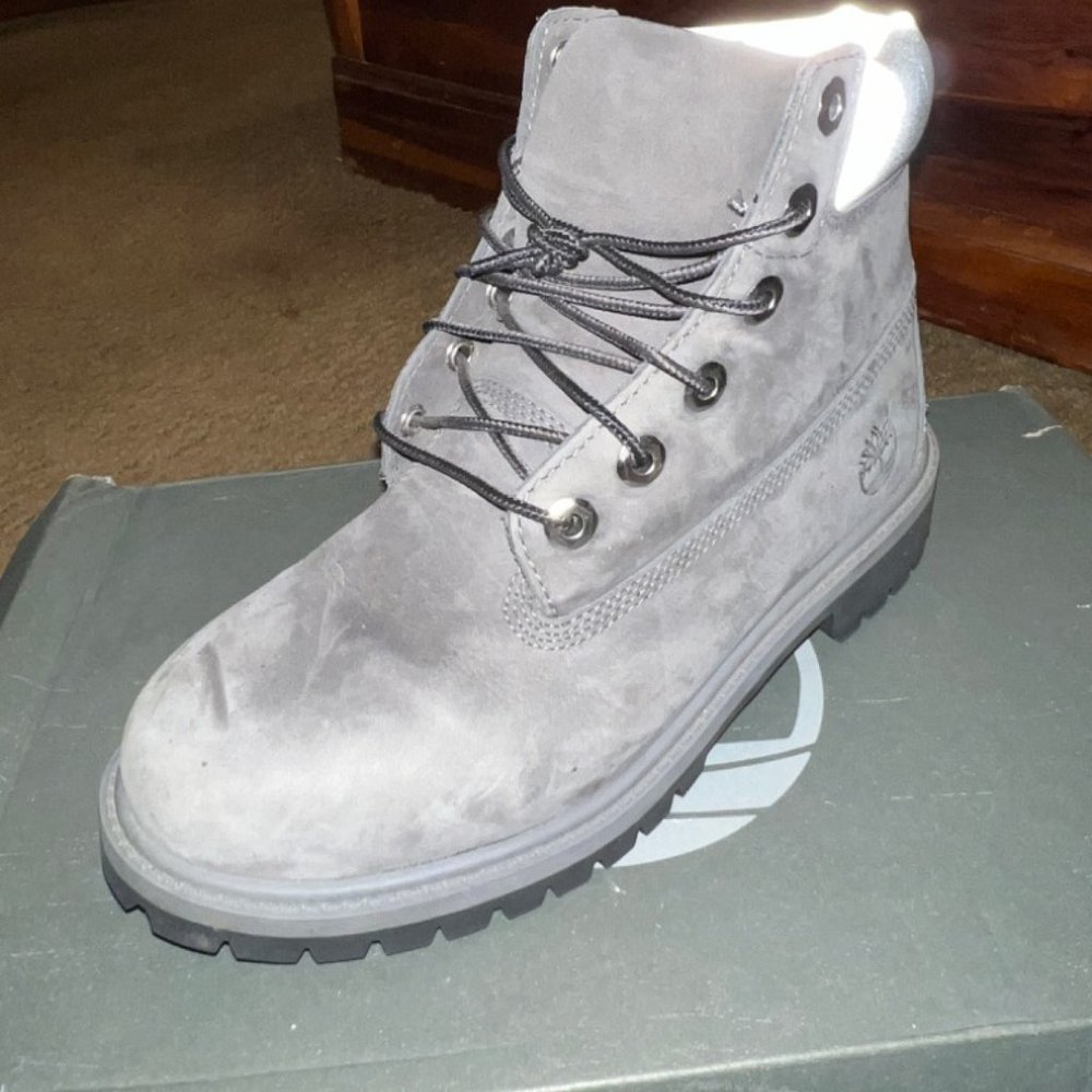 Timberlands - Picture 3 of 4